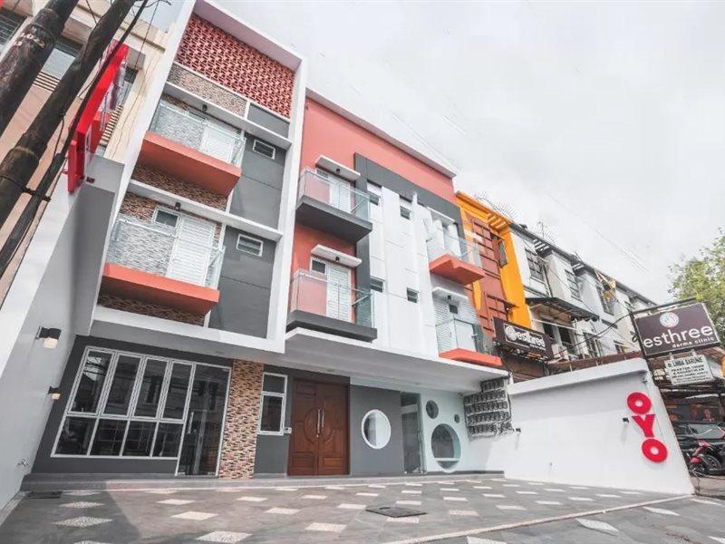 Super Oyo 1487 Residence Khoe Jakarta Exteriör bild