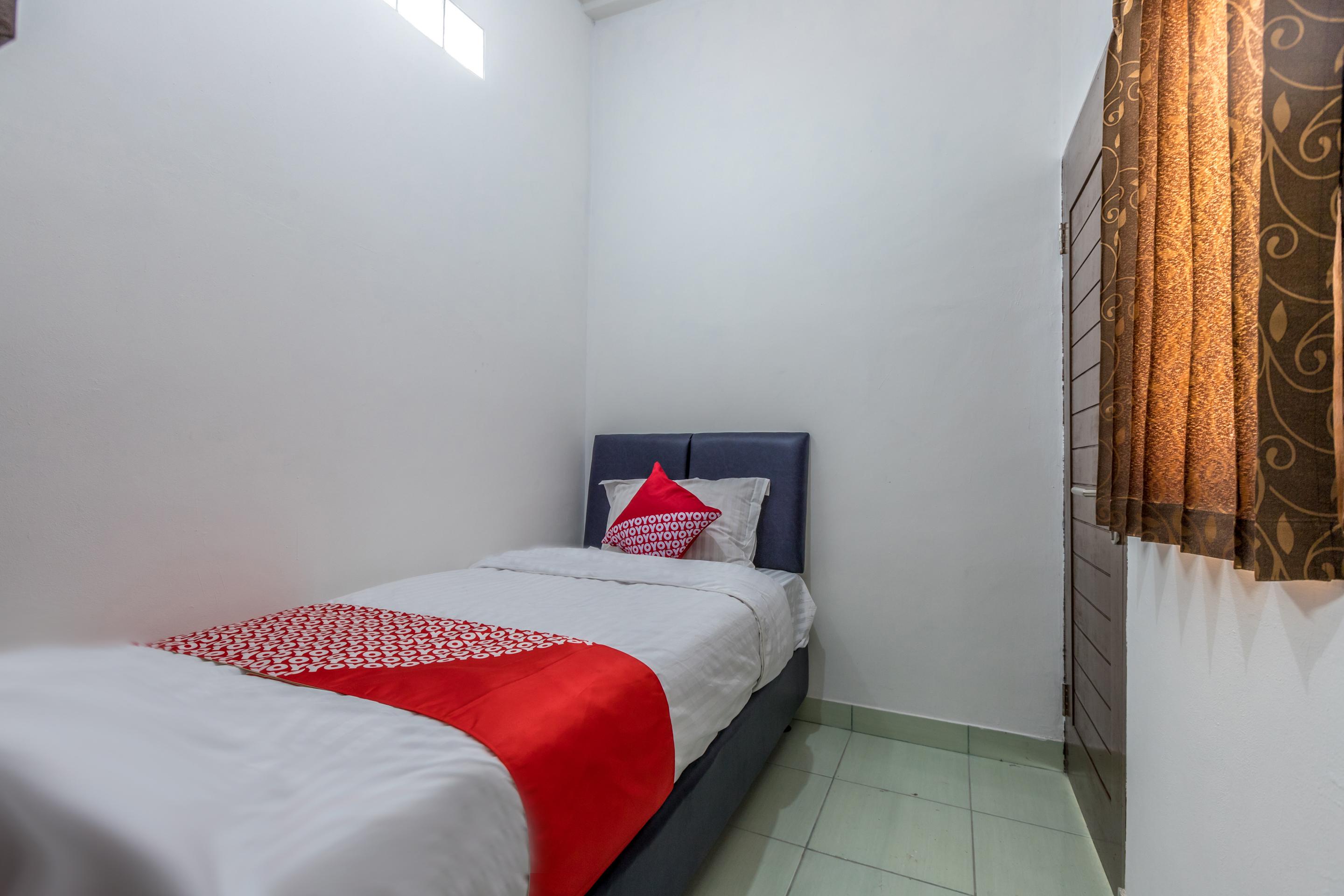 Super Oyo 1487 Residence Khoe Jakarta Exteriör bild
