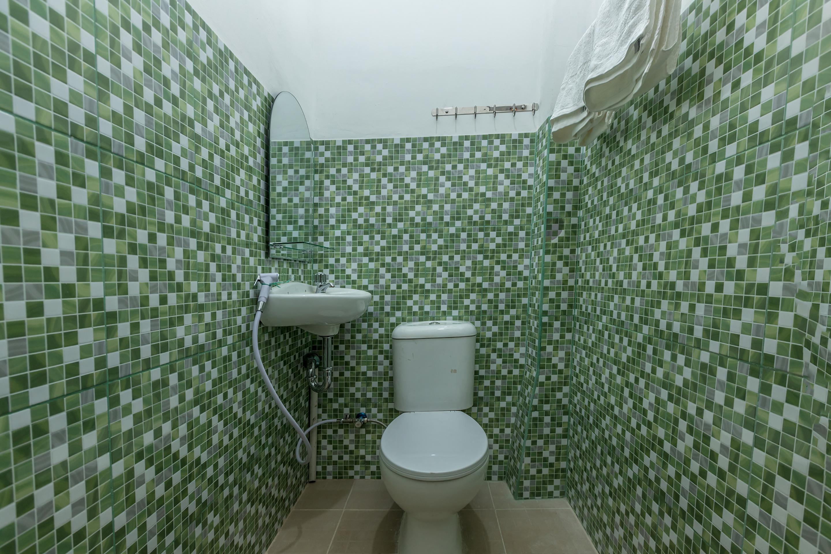 Super Oyo 1487 Residence Khoe Jakarta Exteriör bild