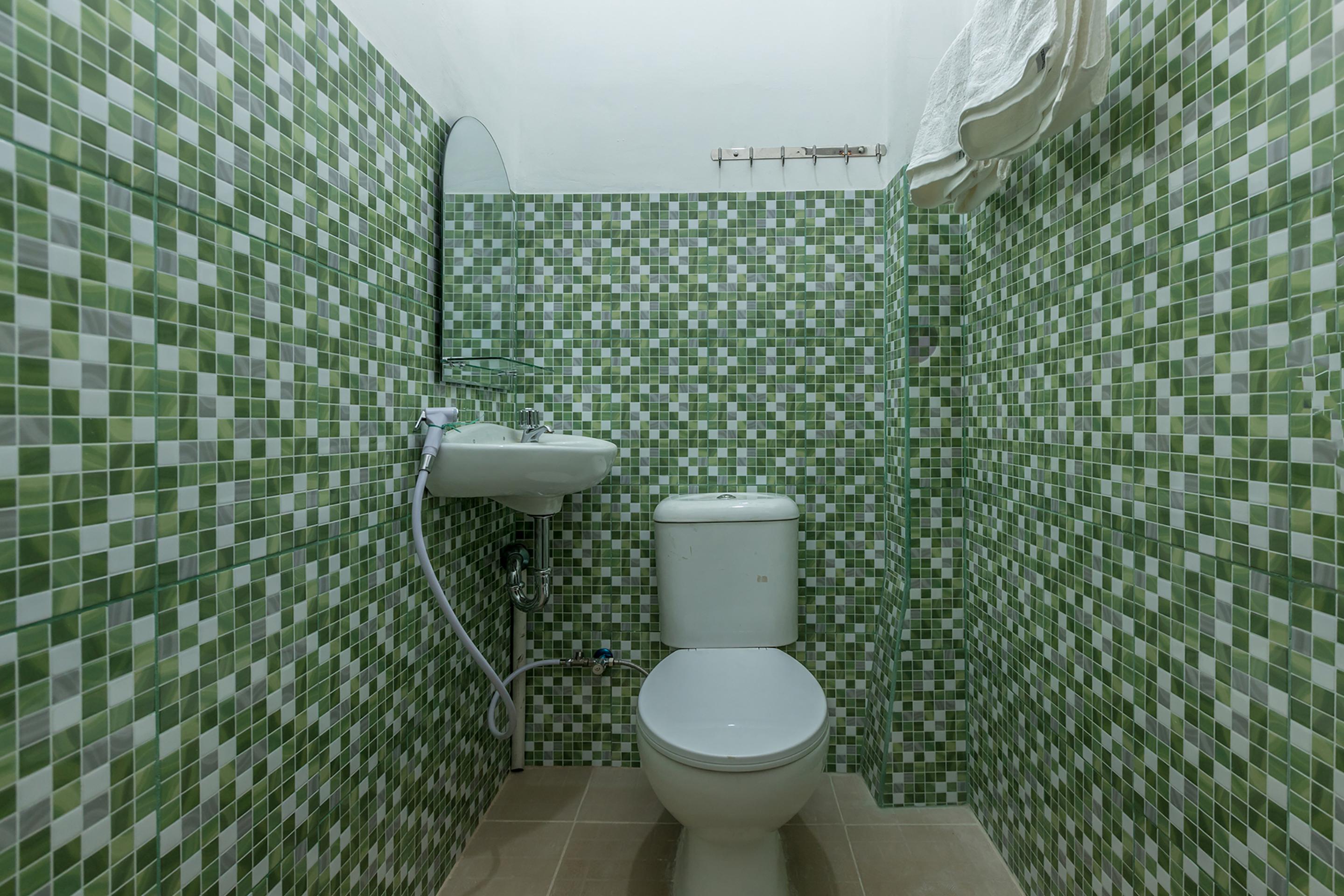 Super Oyo 1487 Residence Khoe Jakarta Exteriör bild