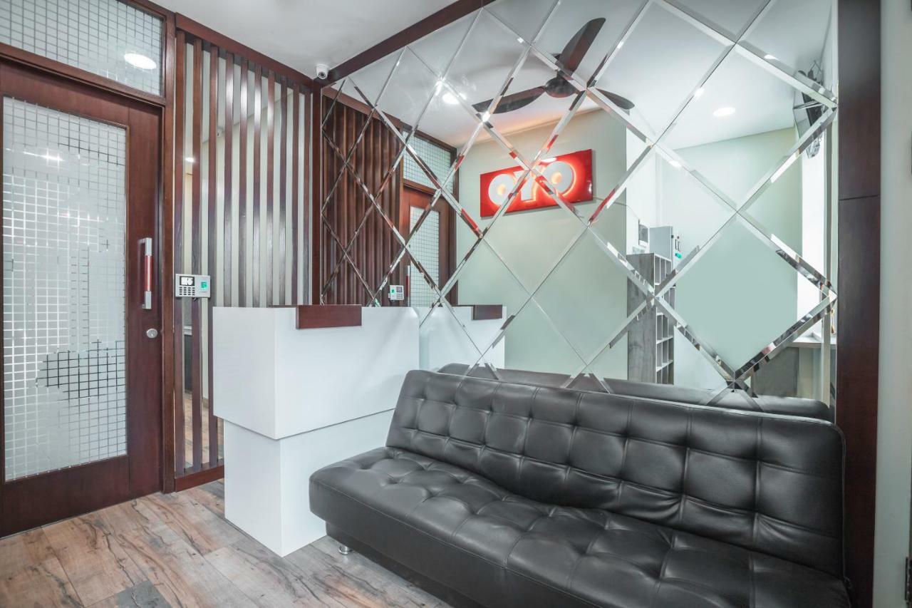 Super Oyo 1487 Residence Khoe Jakarta Exteriör bild
